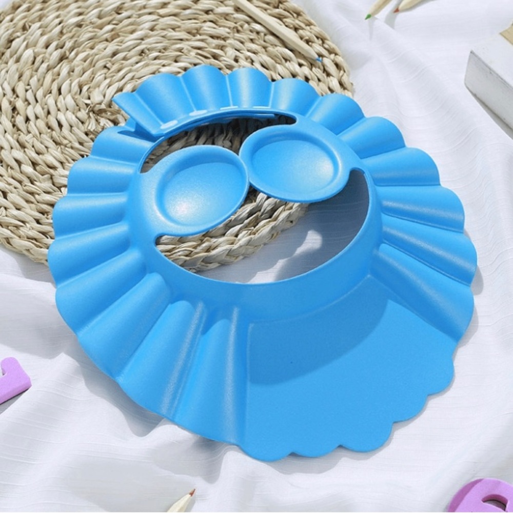 1pc Random Color Adjustable Baby
Bathing Cap with Ear Protection - Picture 3 of 8
